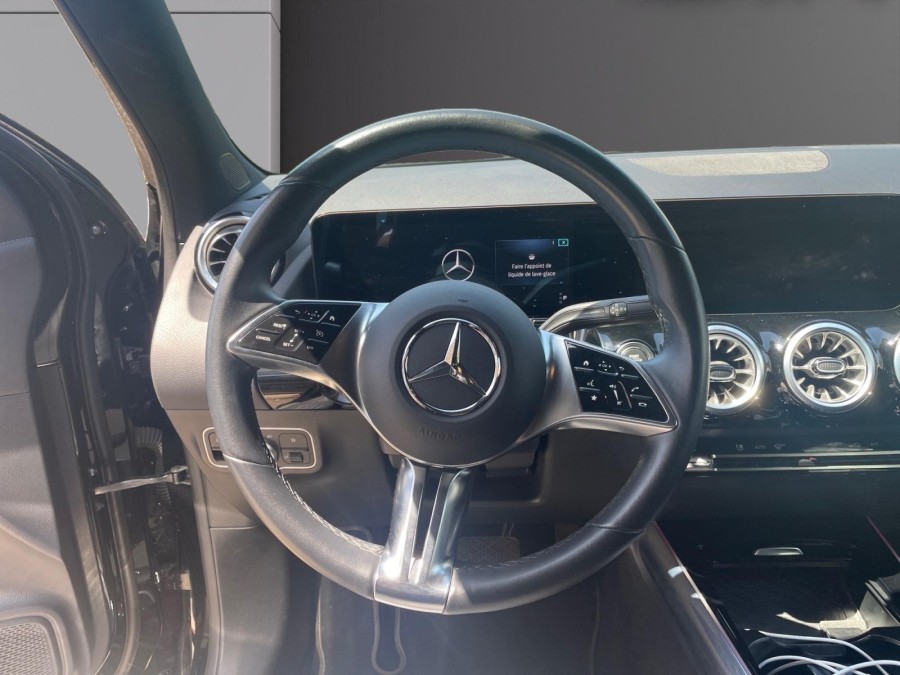 MERCEDES d'occasion CLASSE GLA II GLA 200 D BUSINESS LINE DCT de 2024