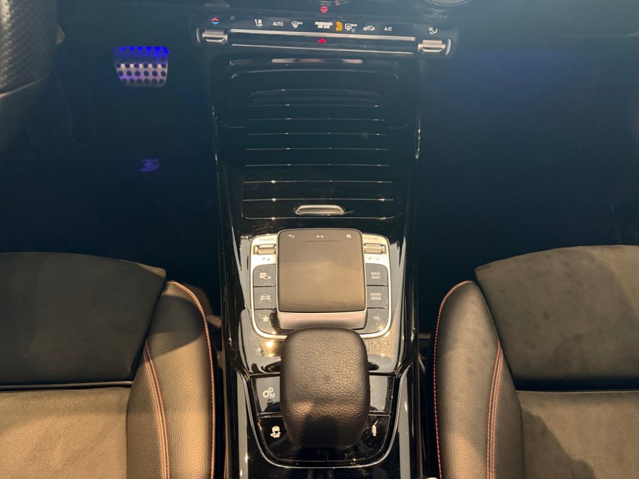 MERCEDES d'occasion CLASSE A IV AMG A 35 de 2019 Marignane (13)﻿