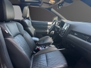 MITSUBISHI d'occasion OUTLANDER PHEV TWIN MOTOR INVITE 4WD de 2019