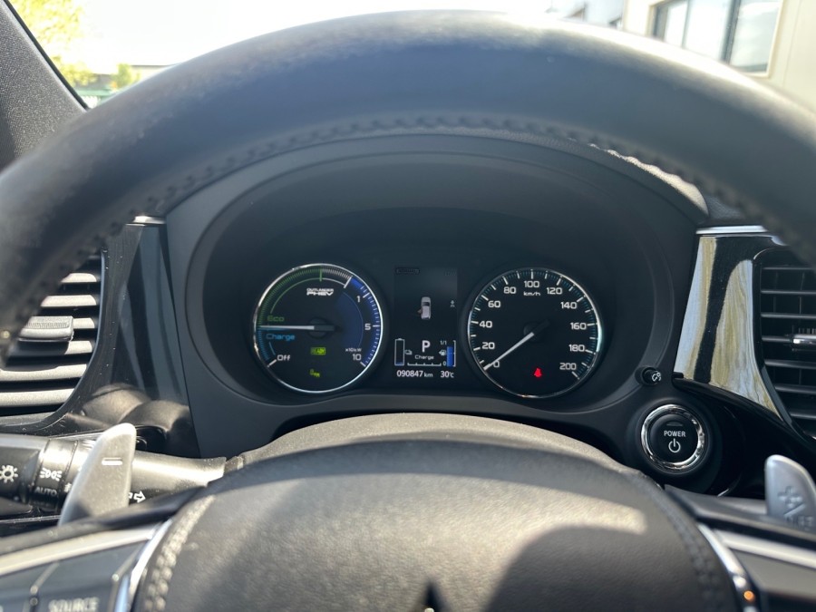MITSUBISHI d'occasion OUTLANDER PHEV TWIN MOTOR INVITE 4WD de 2019