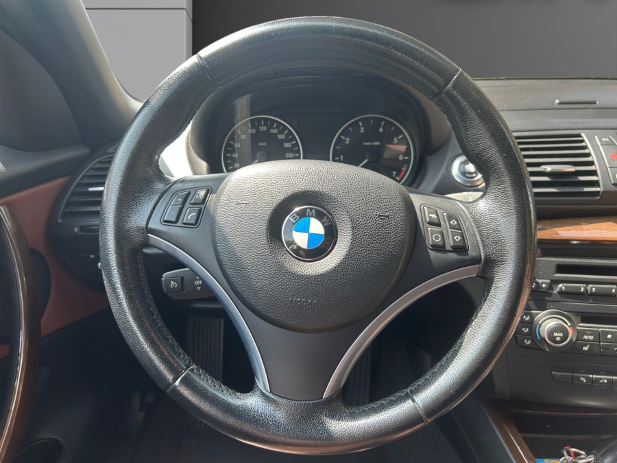 BMW d'occasion SERIE 1 118I EDITION LUXE BA de 2011 Cannes (06)﻿