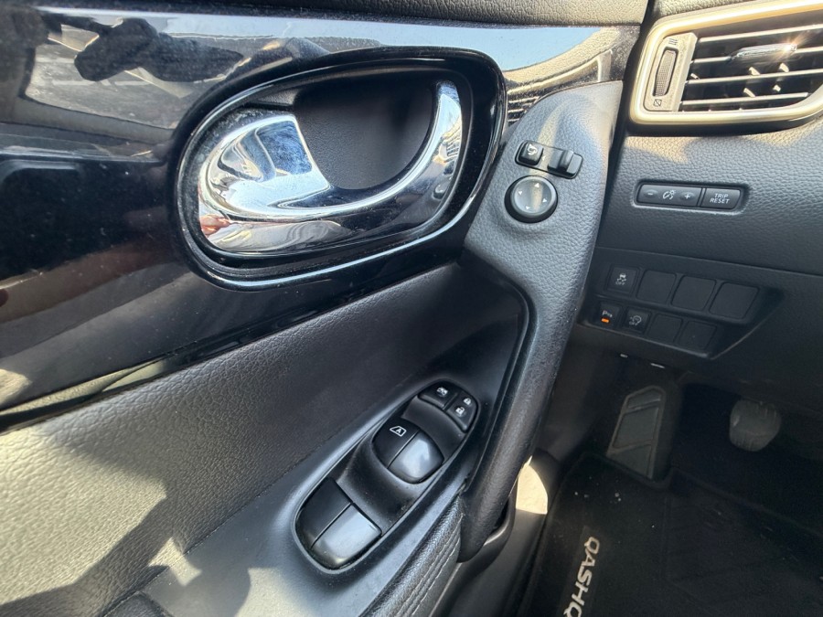 NISSAN d'occasion QASHQAI 1.6 DCI 130 WHITE EDITION de 2014