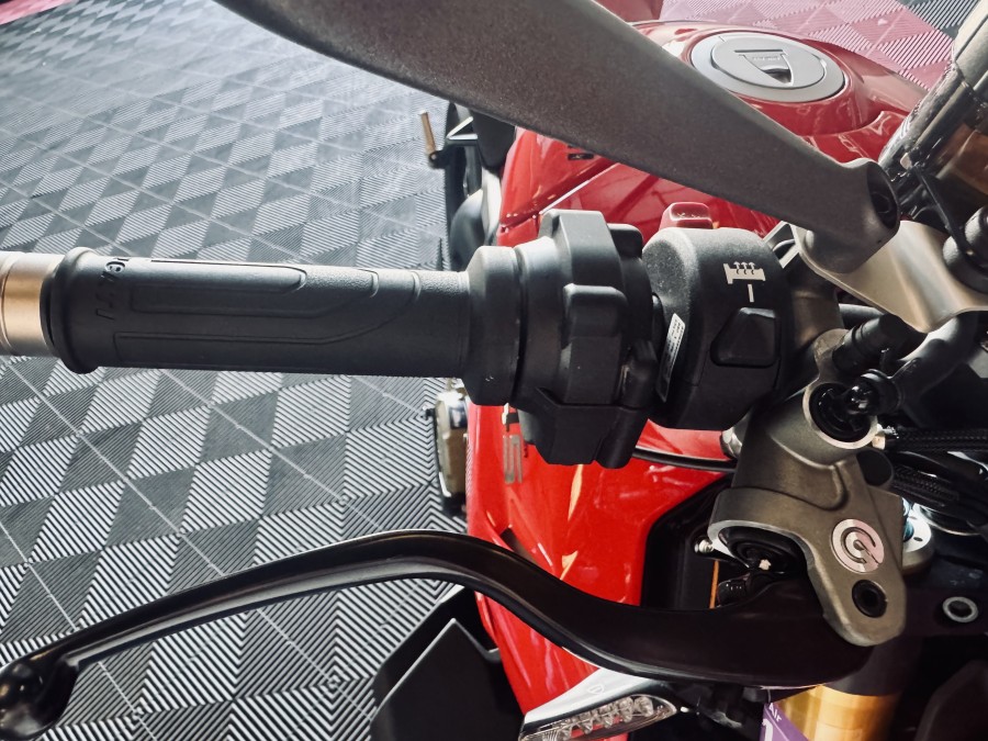 DUCATI d'occasion STRFIGHT STREETFIGHTER V4S de 2024 Aix Les Bains