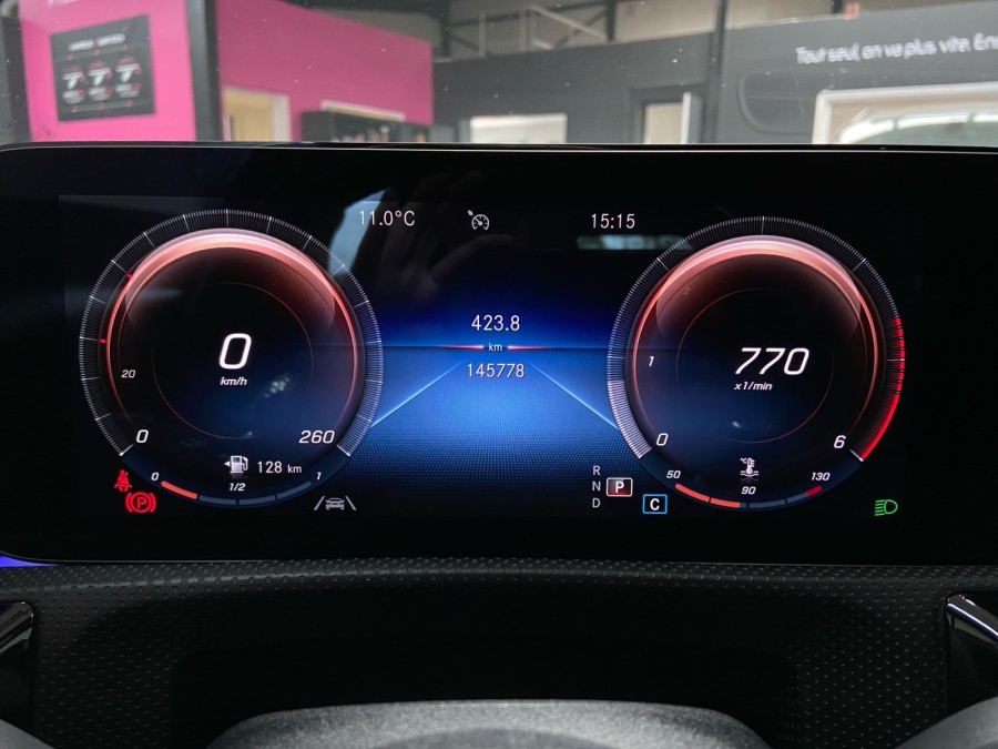 MERCEDES d'occasion CLASSE A IV A200 D PACK AMG 8G-DCT de 2021 Brest