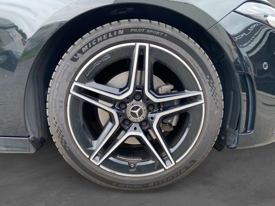 MERCEDES d'occasion CLASSE A IV A200 D PACK AMG 8G-DCT de 2021 Brest