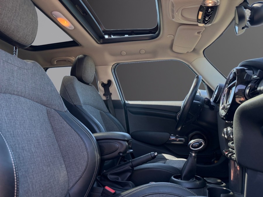 MINI d'occasion MINI COOPER D 116 BLACKFRIARS BA de 2017 Rennes (35)﻿