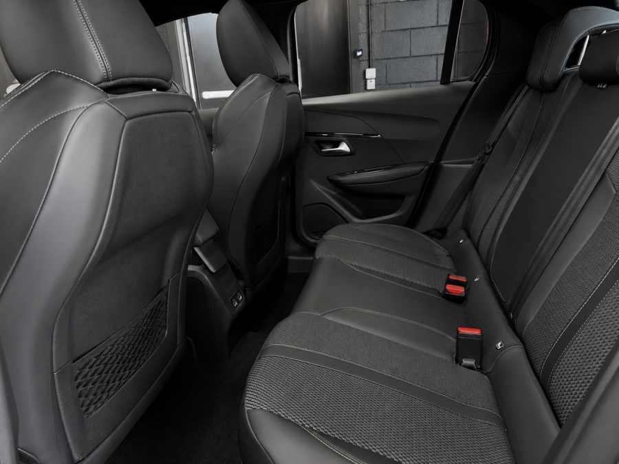 PEUGEOT d'occasion 208 1.2 PURETECH 130 GT EAT de 2020 Villebon Sur