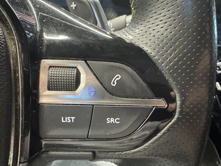 PEUGEOT d'occasion 208 1.2 PURETECH 130 GT EAT de 2020 Villebon Sur