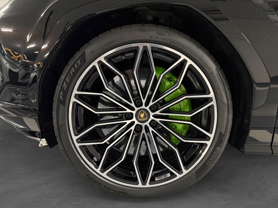 LAMBORGHINI d'occasion URUS 4.0 V8 Hybrid SE de 2026 MONTREUIL (93)﻿