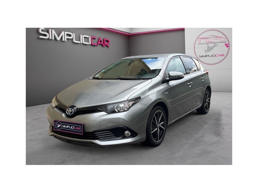 TOYOTA d'occasion AURIS 136H COLLECTION de 2018 Nice (06)﻿