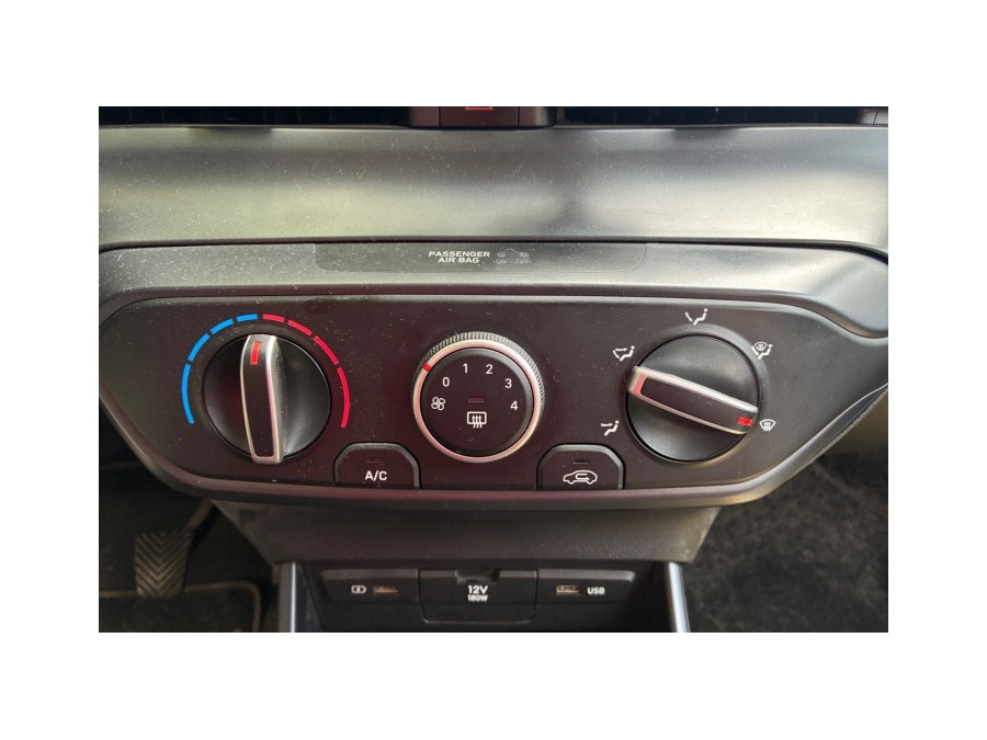 HYUNDAI d'occasion I20 1.2 84 INITIA de 2022 Nice (06)﻿