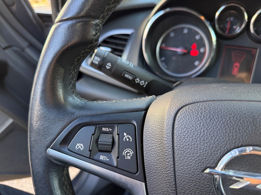 OPEL d'occasion ASTRA GTC 1.7 CDTI 110 EDITION de 2013 Nîmes (30)﻿
