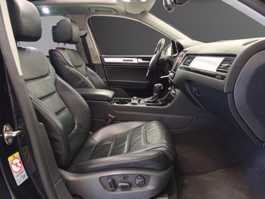 VOLKSWAGEN d'occasion TOUAREG 3.0 V6 TDI 245 RLINE de 2013 Amiens