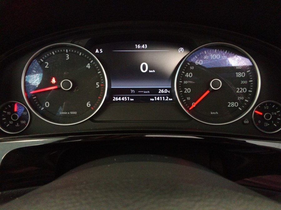 VOLKSWAGEN d'occasion TOUAREG 3.0 V6 TDI 245 RLINE de 2013 Amiens
