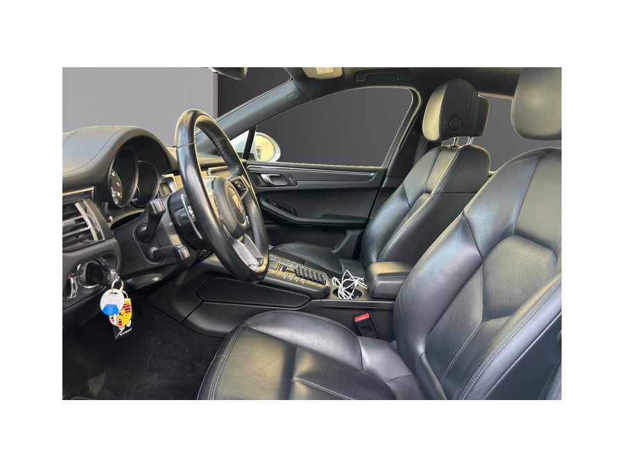 PORSCHE d'occasion MACAN 2.0 245 de 2019 Nice (06)﻿