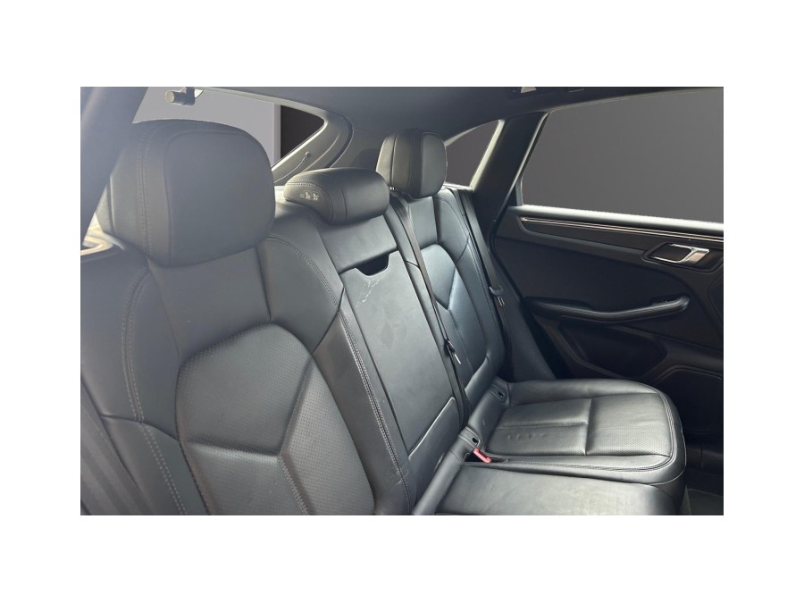 PORSCHE d'occasion MACAN 2.0 245 de 2019 Nice (06)﻿