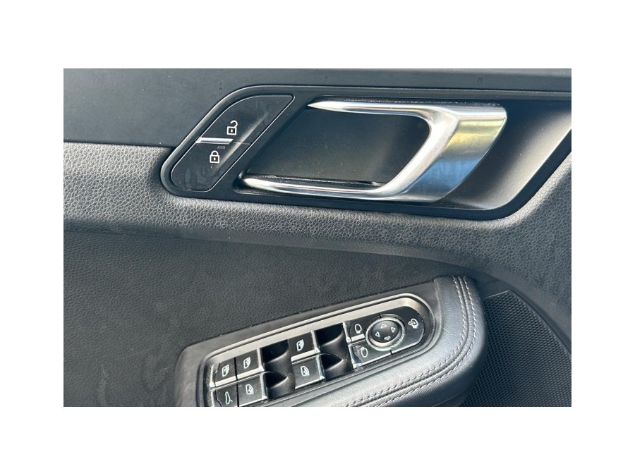 PORSCHE d'occasion MACAN 2.0 245 de 2019 Nice (06)﻿