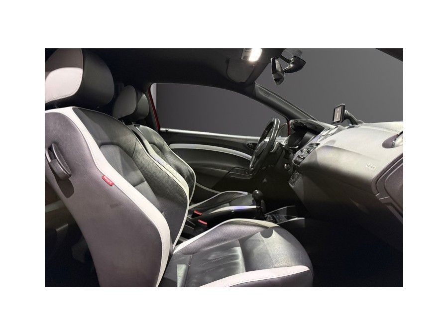 SEAT d'occasion IBIZA SC 1.4 TSI CUPRA DSG de 2013 Magny-en-Vexin