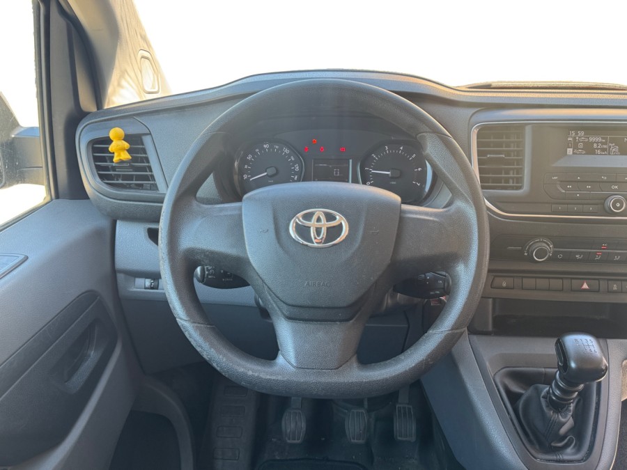 TOYOTA d'occasion PROACE COMBI LONG 115 D-4D DYNAMIC de 2018 Méry Sur