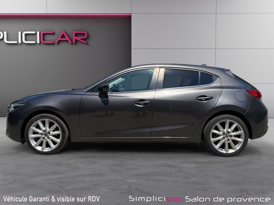 MAZDA d'occasion 3 2.0 SKYACTIV-G 120 GRAPHITE de 2017 Salon de