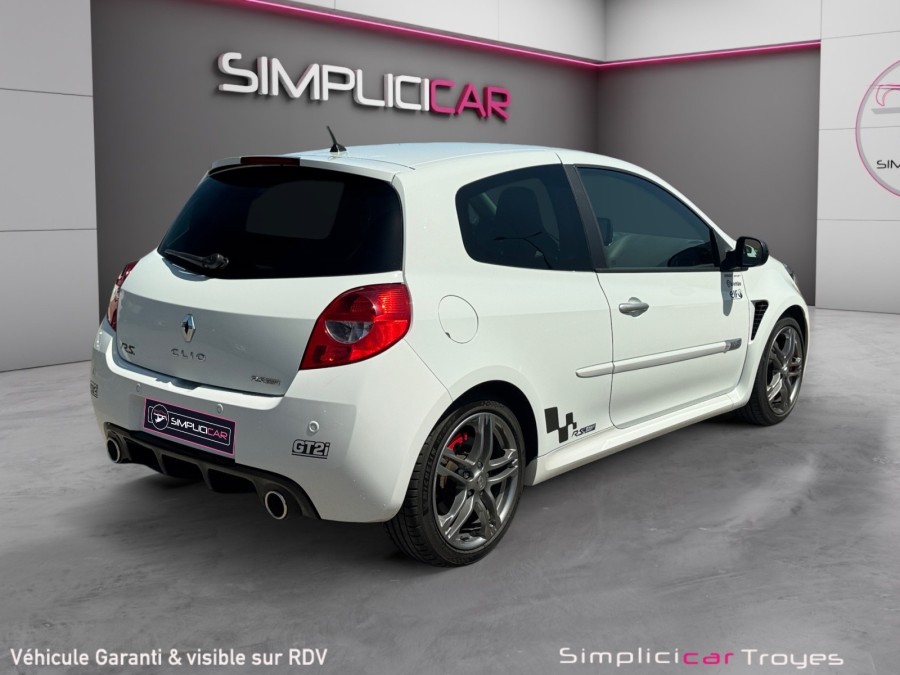 RENAULT d'occasion CLIO RENAULT SPORT CUP 2.0 16V de 2012 Troyes (10)﻿