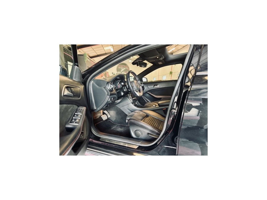MERCEDES d'occasion CLASSE GLA GLA 250 WHITE ART EDITION de 2019 Aix
