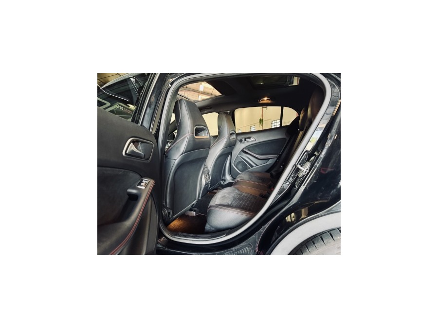MERCEDES d'occasion CLASSE GLA GLA 250 WHITE ART EDITION de 2019 Aix