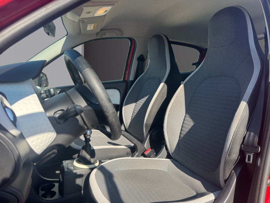 RENAULT d'occasion TWINGO 0.9 TCE 90 ZEN ECO de 2017 Evreux (27)﻿