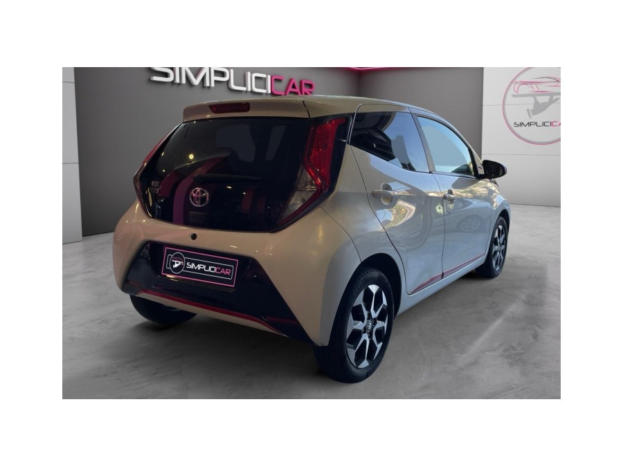 TOYOTA d'occasion AYGO 1.0 VVT-I 72 X-TREND BA PH2 de 2020 Nice (06)﻿