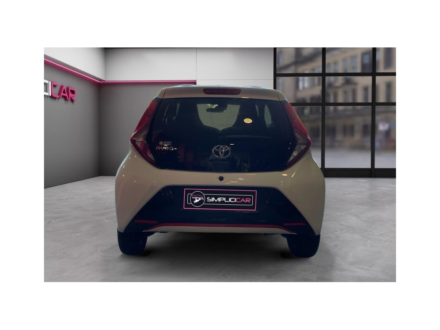 TOYOTA d'occasion AYGO 1.0 VVT-I 72 X-TREND BA PH2 de 2020 Nice (06)﻿