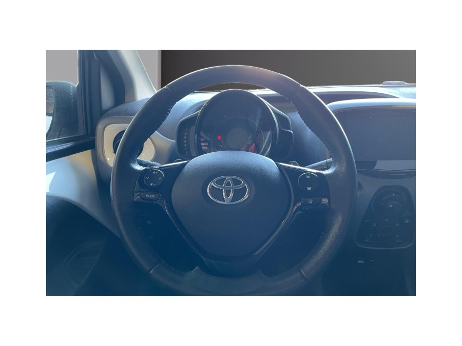 TOYOTA d'occasion AYGO 1.0 VVT-I 72 X-TREND BA PH2 de 2020 Nice (06)﻿