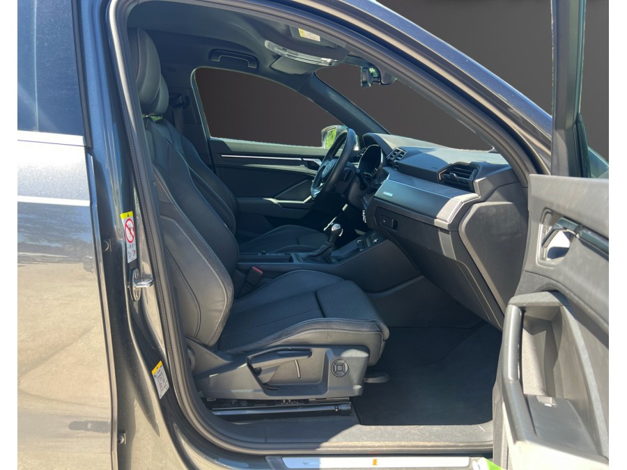 AUDI d'occasion Q3 45 TFSI-E 245CV S-Line S-Tronic de 2023 Reunion