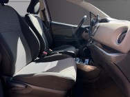 TOYOTA d'occasion YARIS 100H DYNAMIC BUSINESS de 2017 Cannes (06)﻿