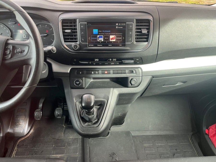 PEUGEOT d'occasion EXPERT TRAVELLER COMBI LONG 1.6 BLUE HDI 150 de