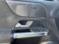 MERCEDES d'occasion CLASSE GLB 220 D 2.0 AMG LINE BA 4 MATIC de 2020
