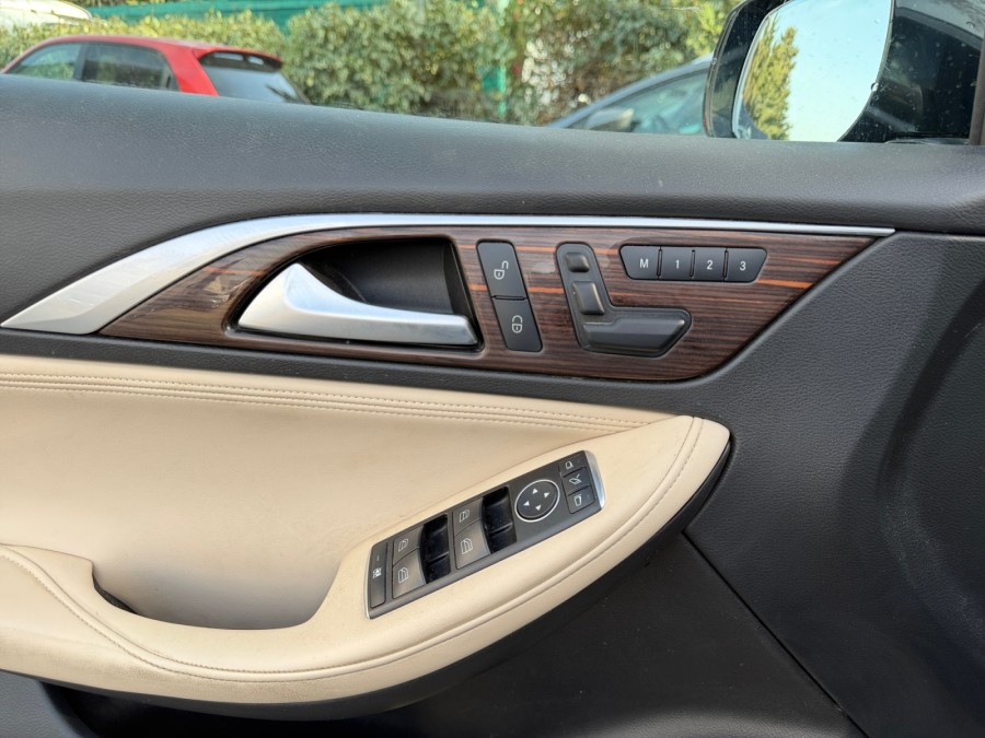 INFINITI d'occasion Q30 1.6T 122 LUXE de 2016 Nîmes (30)﻿