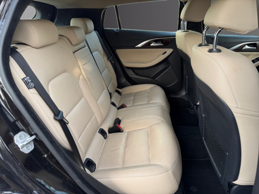 INFINITI d'occasion Q30 1.6T 122 LUXE de 2016 Nîmes (30)﻿