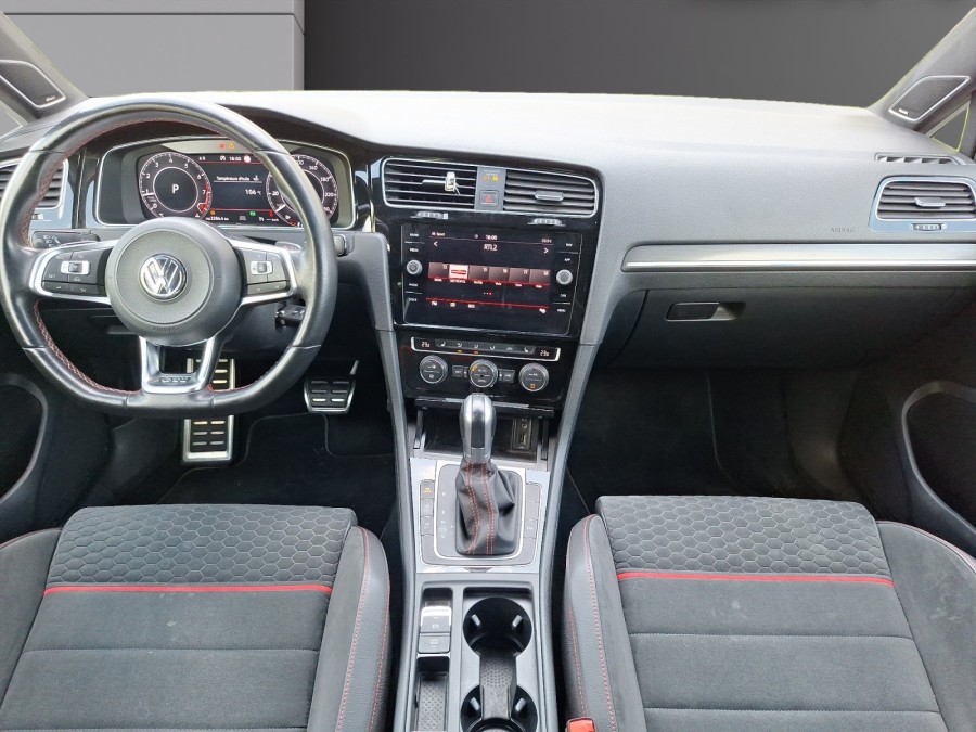 VOLKSWAGEN d'occasion GOLF 1.6 EHDI de 2024 Soissons (02)﻿