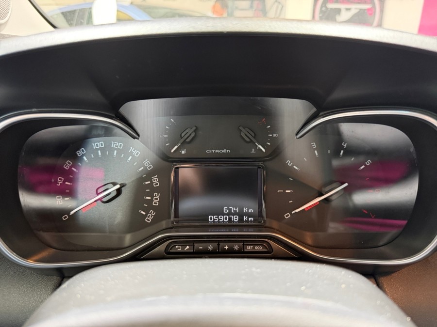 CITROEN d'occasion C3 1.2 PURE TECH 110 FEEL de 2018 Tours (37)﻿