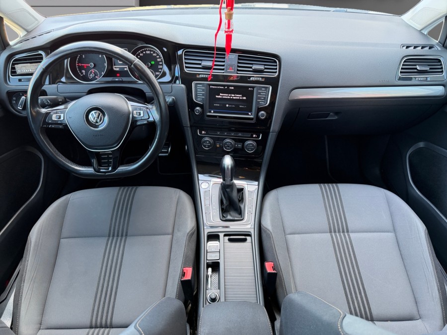 VOLKSWAGEN d'occasion GOLF 1.6 TDI 110 MATCH DSG de 2017 Toulon Est