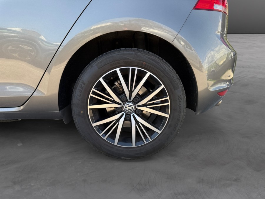 VOLKSWAGEN d'occasion GOLF 1.6 TDI 110 MATCH DSG de 2017 Toulon Est