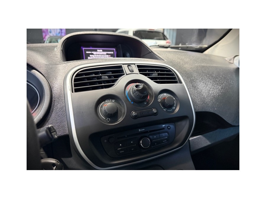 RENAULT d'occasion KANGOO 1.2 TCE 115 GENERIQUE de 2019