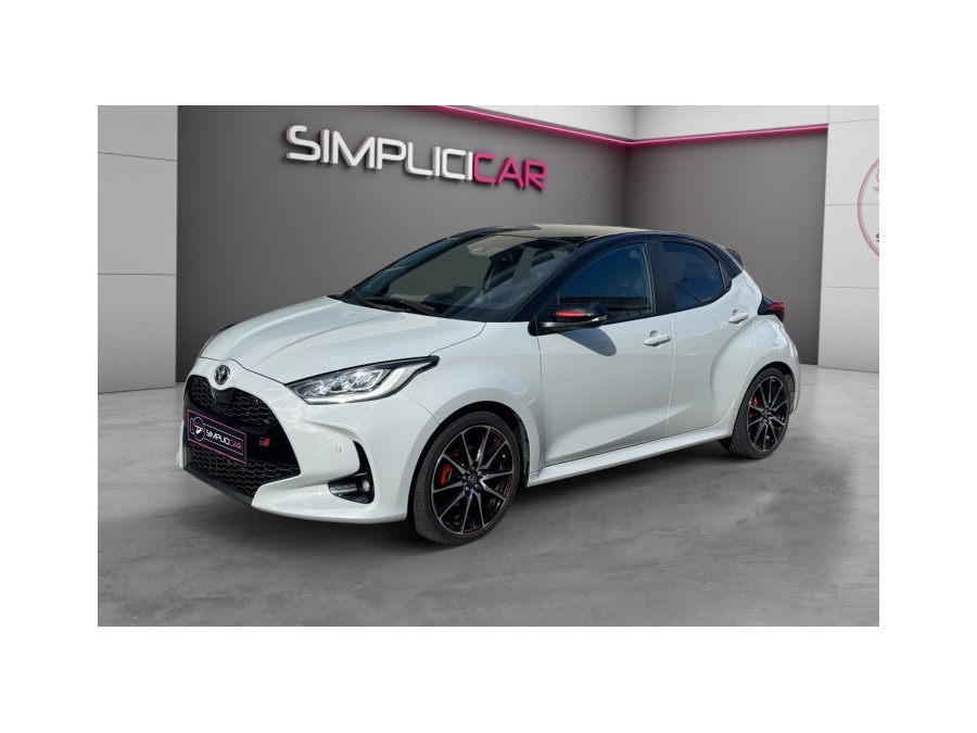 TOYOTA d'occasion YARIS 116H GR de 2022 La Ciotat (13)﻿
