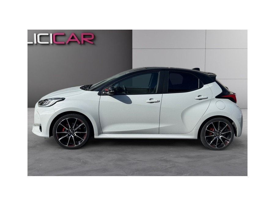 TOYOTA d'occasion YARIS 116H GR de 2022 La Ciotat (13)﻿