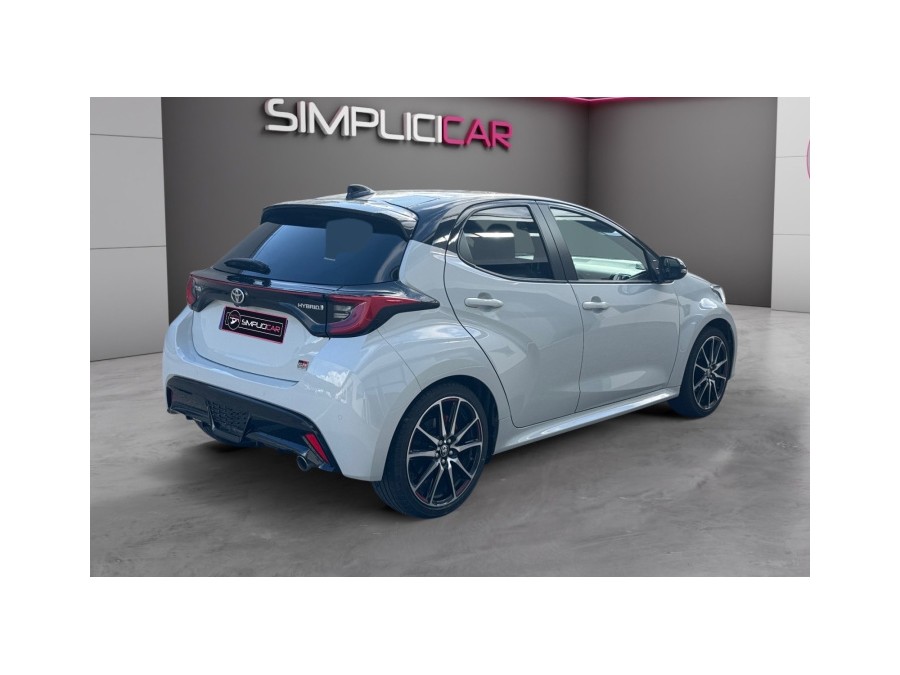 TOYOTA d'occasion YARIS 116H GR de 2022 La Ciotat (13)﻿