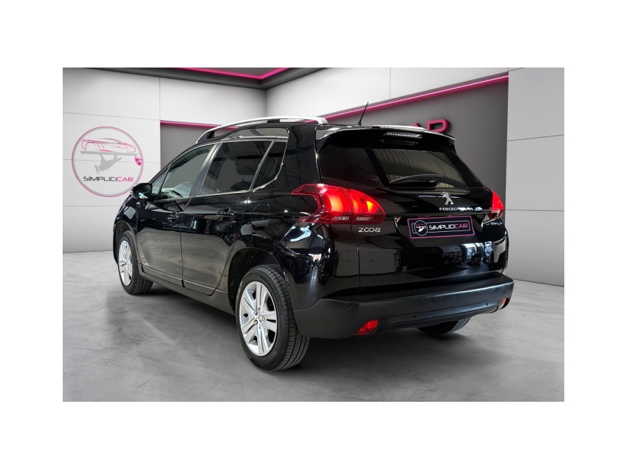 PEUGEOT d'occasion 2008 1.2 PURE TECH 82 ACTIVE BUSINESS de 2017