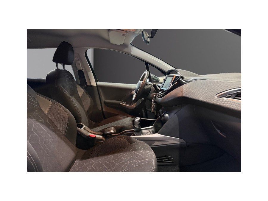 PEUGEOT d'occasion 2008 1.2 PURE TECH 82 ACTIVE BUSINESS de 2017