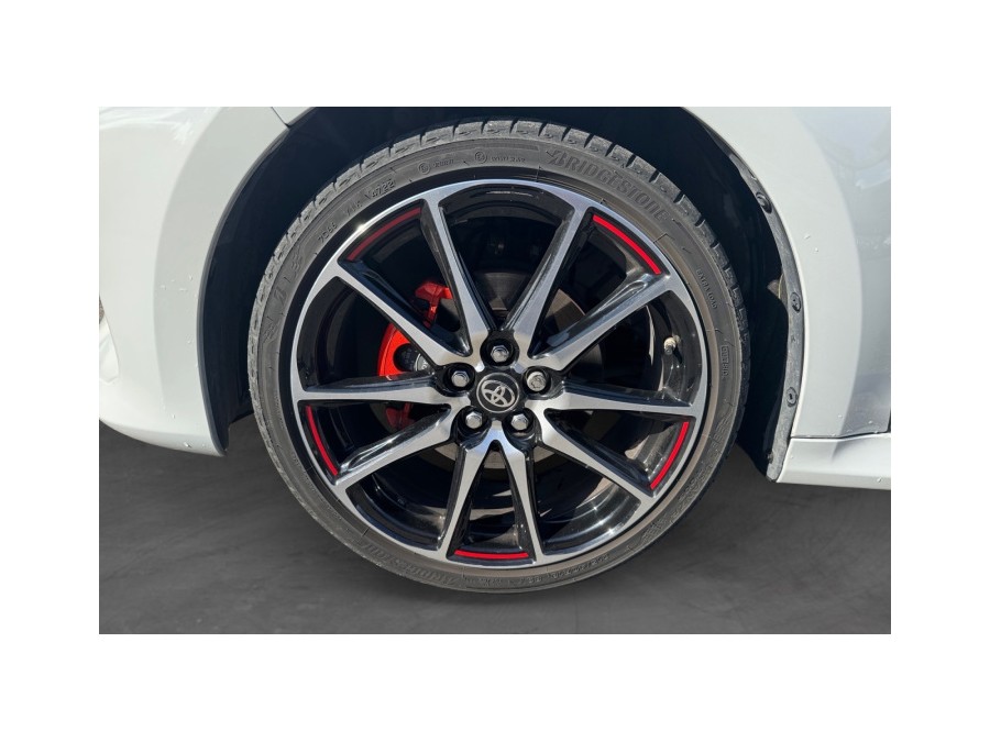 TOYOTA d'occasion YARIS 116H GR de 2022 La Ciotat (13)﻿