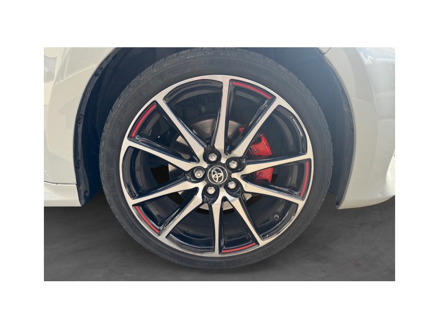 TOYOTA d'occasion YARIS 116H GR de 2022 La Ciotat (13)﻿