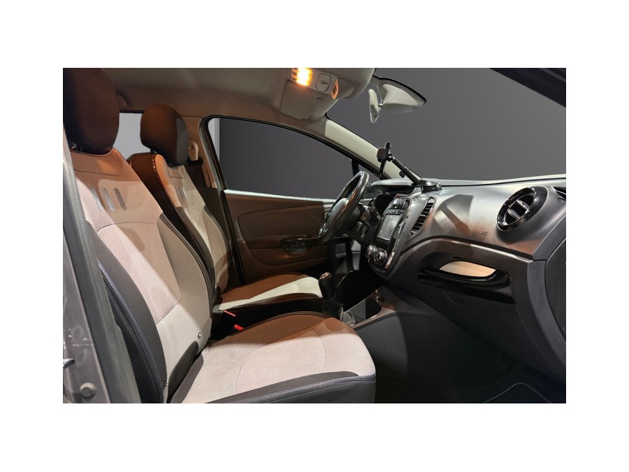 RENAULT d'occasion CAPTUR 0.9 TCE 90 LIFE ENERGY de 2015